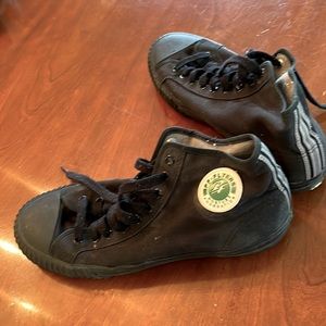 PF Flyers canvas high tops men’s 10.5, women’s 12.